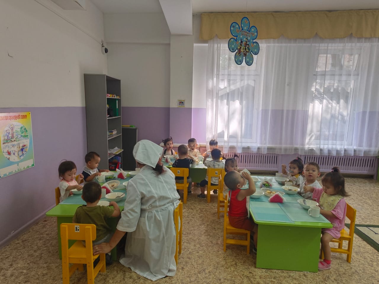 Кіші "Балапан" тобы   Түскі ас